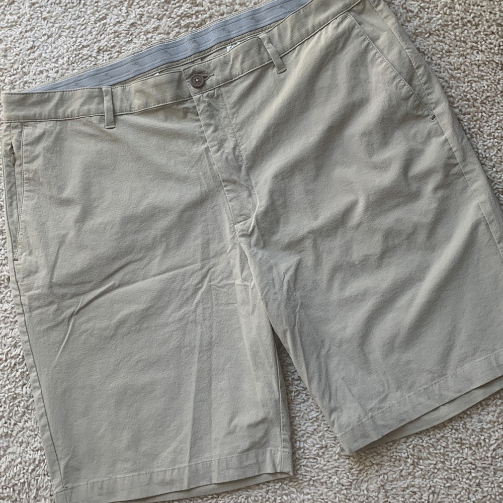 Tommy Bahama shorts